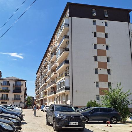 Cazare Apartament 2 Camere Decomandat Militari Chiajna Экстерьер фото