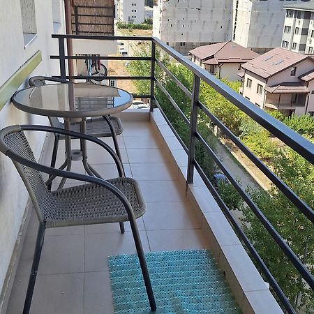 Cazare Apartament 2 Camere Decomandat Militari Chiajna Экстерьер фото